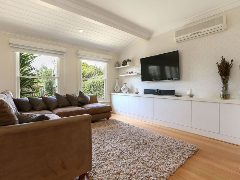 12 Adelaide Street, Mornington VIC 3931