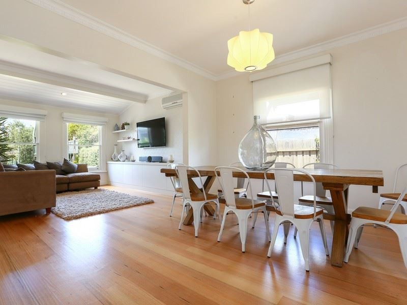 12 Adelaide Street, Mornington VIC 3931