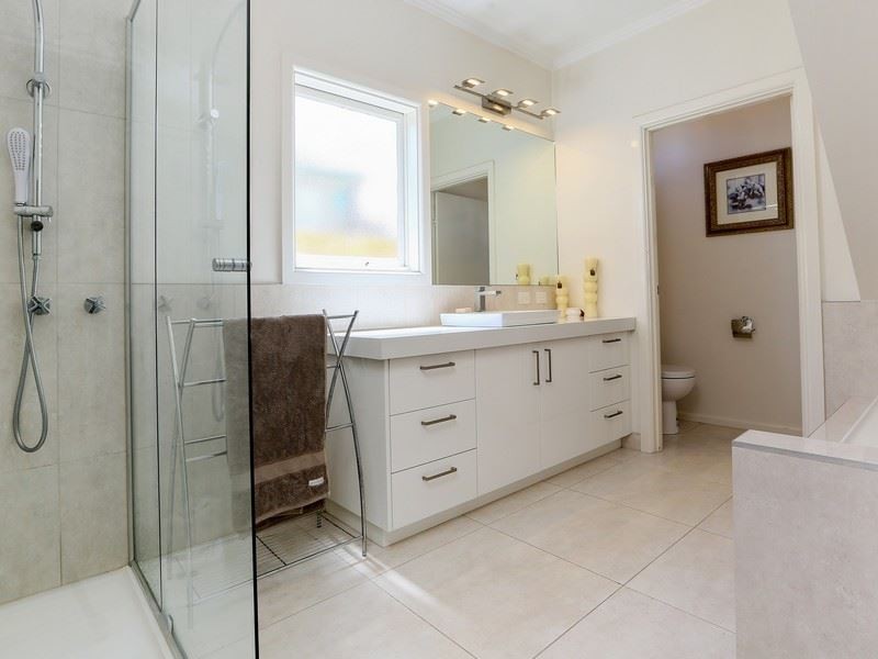 12 Adelaide Street, Mornington VIC 3931