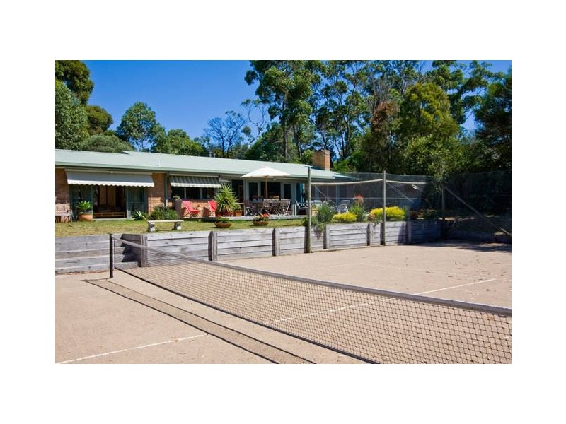 18-20 Peel Grove, Mount Martha VIC 3934