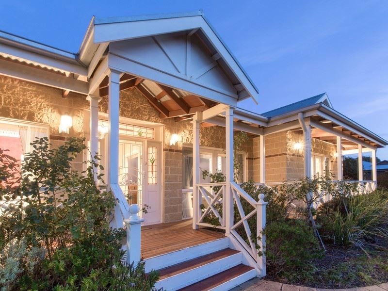 7 Sunrise Court, Mount Martha VIC 3934