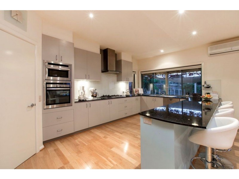 3 Hove Road, Mount Martha VIC 3934