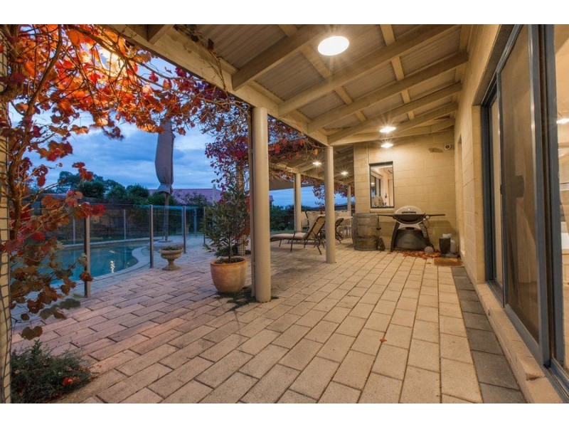 3 Hove Road, Mount Martha VIC 3934