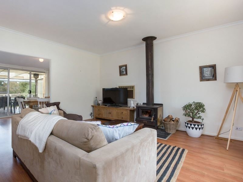 25 Azure Avenue, Balnarring VIC 3926
