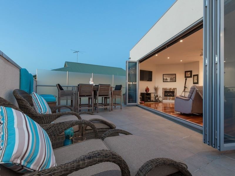 8 Yacht Court, Mornington VIC 3931