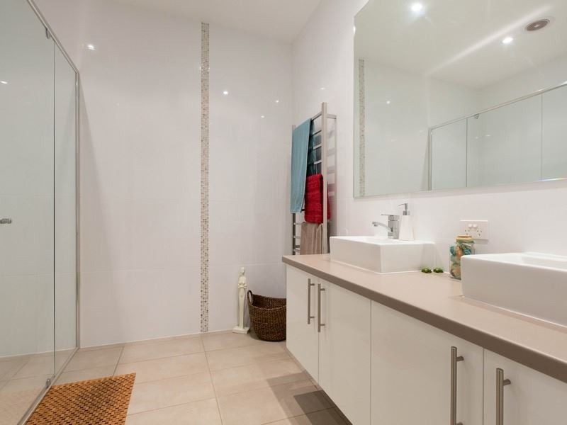 8 Yacht Court, Mornington VIC 3931