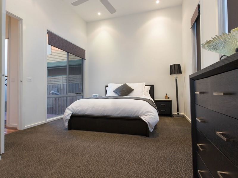 8 Yacht Court, Mornington VIC 3931