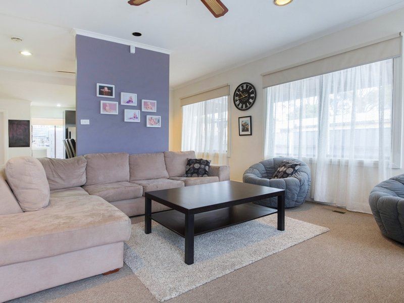 100 Robertson Drive, Mornington VIC 3931