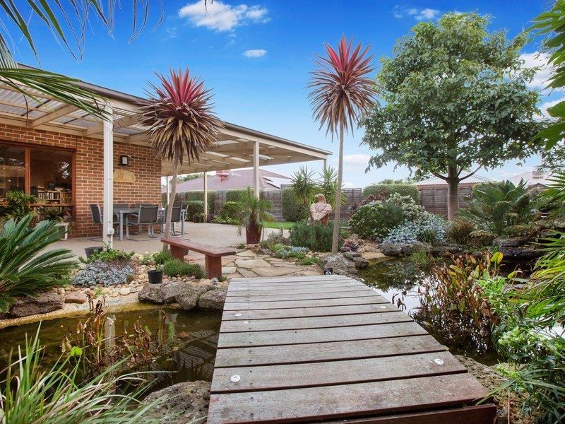 27 Serenity Way, Mornington VIC 3931