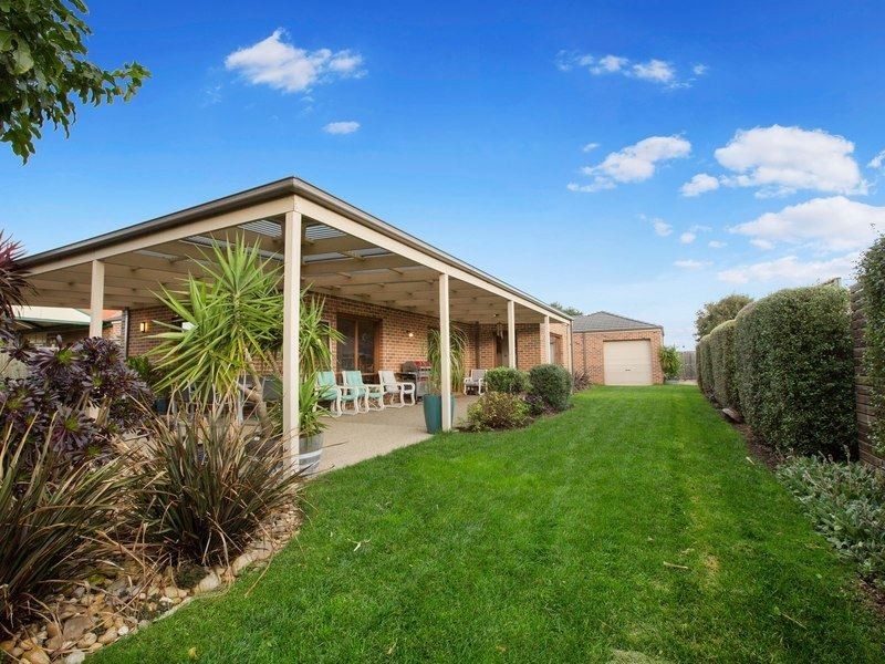 27 Serenity Way, Mornington VIC 3931