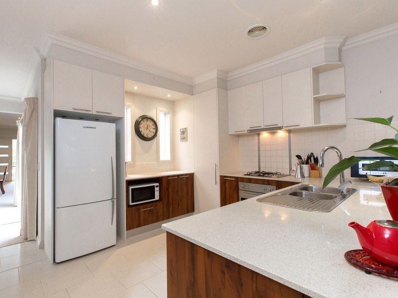 16 Dalsten Grove, Mount Eliza VIC 3930