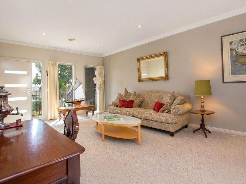 16 Dalsten Grove, Mount Eliza VIC 3930
