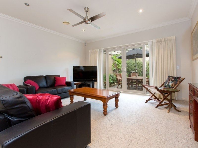 16 Dalsten Grove, Mount Eliza VIC 3930