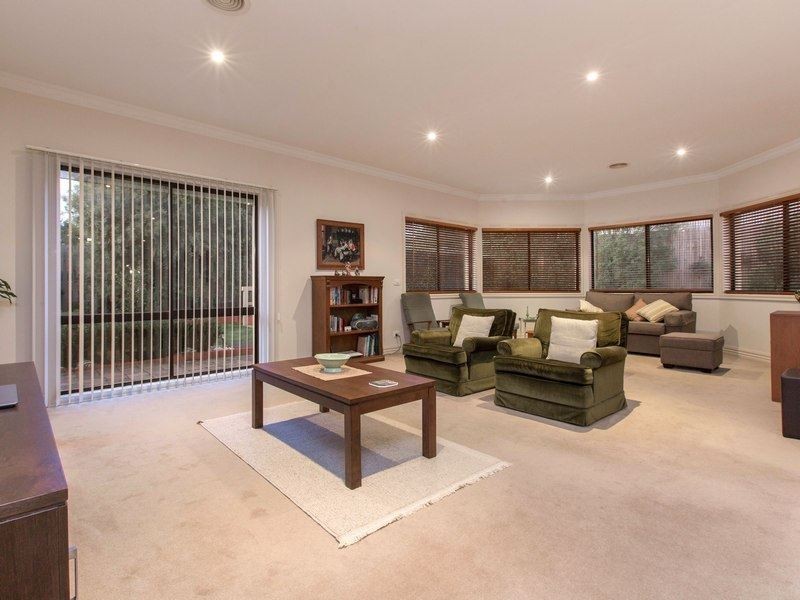 27 Coney Hurst Crescent, Mornington VIC 3931