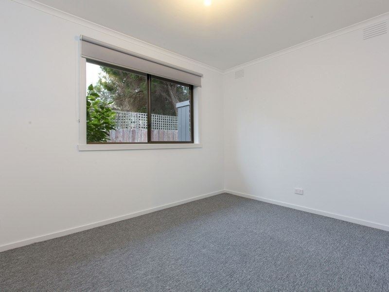 16 Weber Drive, Mornington VIC 3931