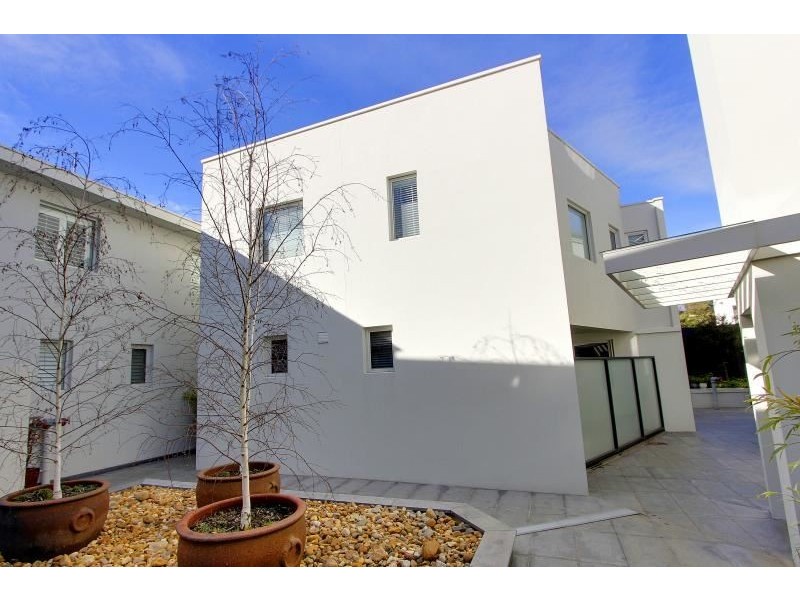 10/14 Tanti Avenue, Mornington VIC 3931