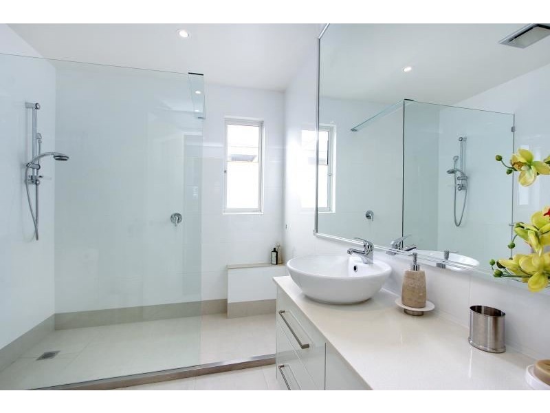 10/14 Tanti Avenue, Mornington VIC 3931