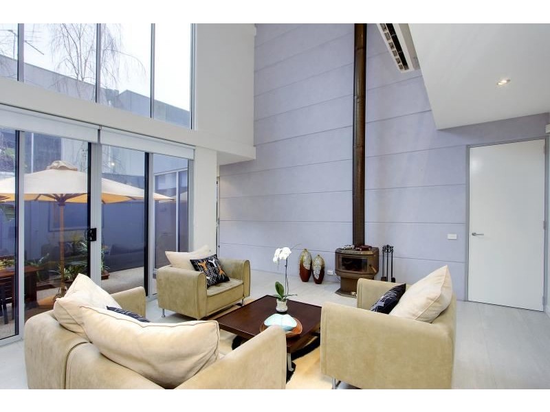 9/81-85 Barkly Street, Mornington VIC 3931