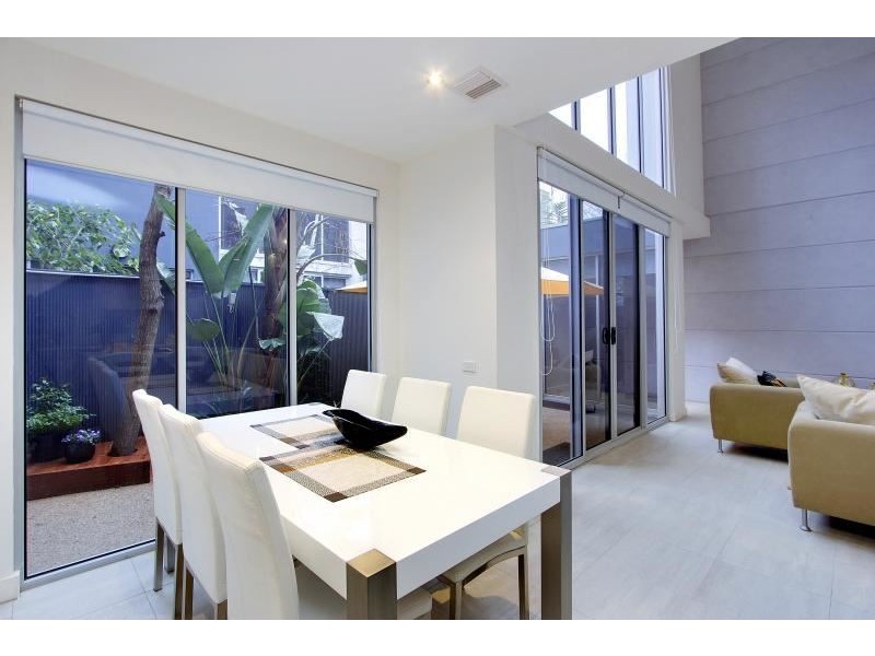 9/81-85 Barkly Street, Mornington VIC 3931