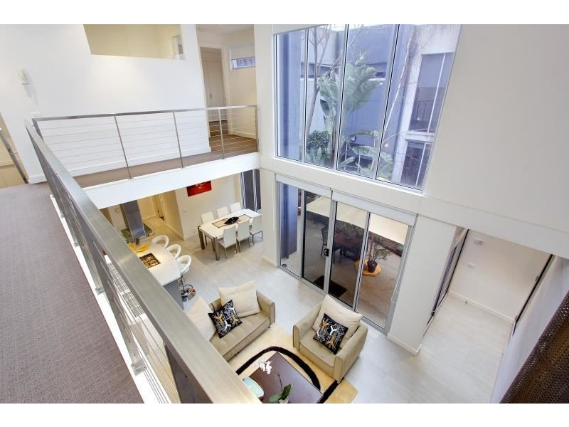 9/81-85 Barkly Street, Mornington VIC 3931