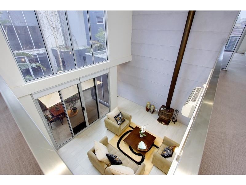 9/81-85 Barkly Street, Mornington VIC 3931