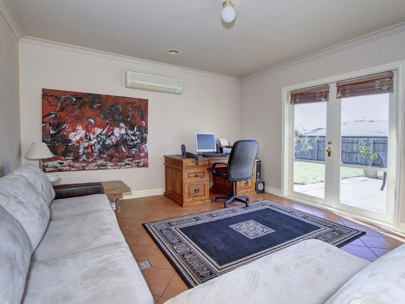 11 Piping Lane, Mount Martha VIC 3934