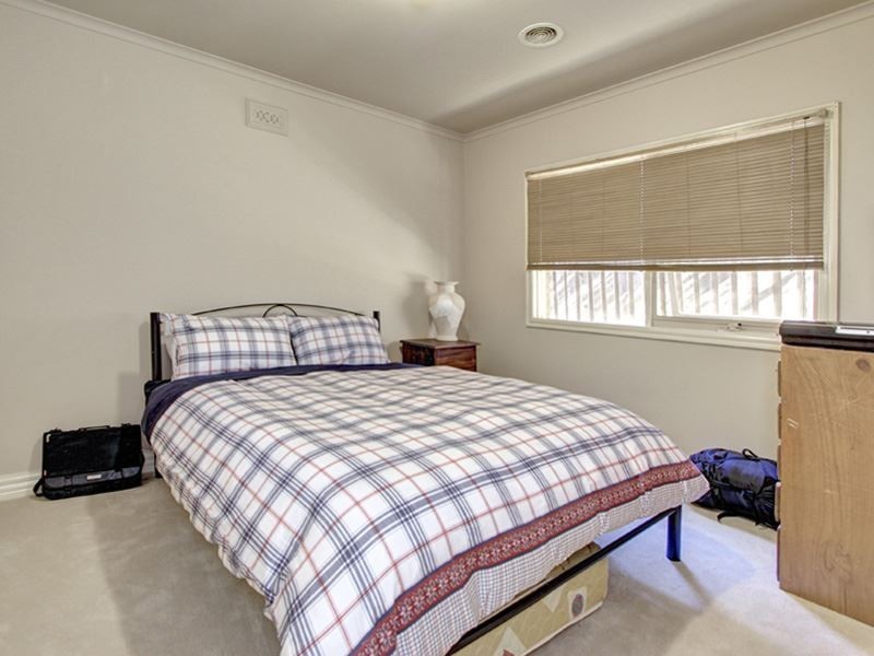 11 Piping Lane, Mount Martha VIC 3934