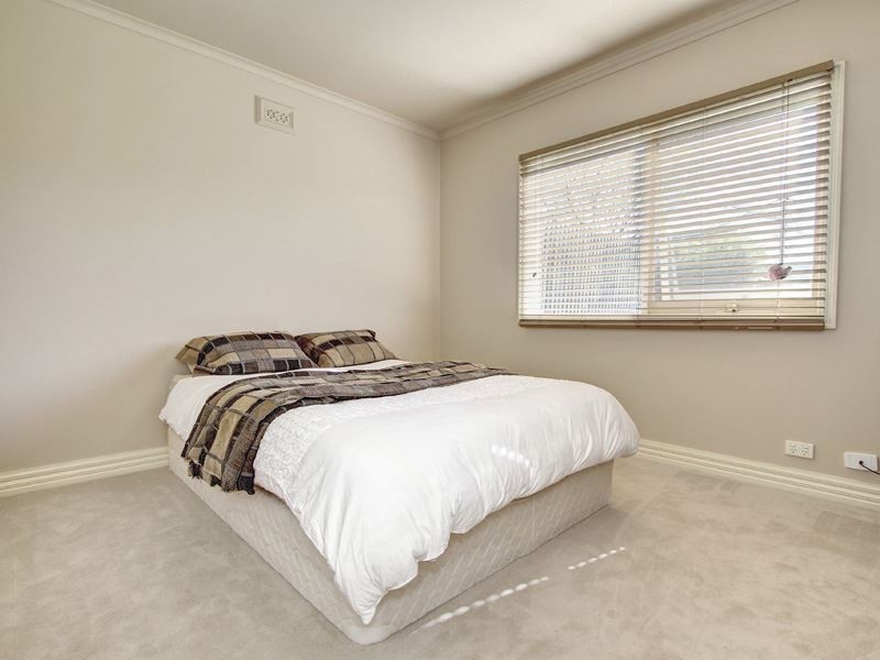 11 Piping Lane, Mount Martha VIC 3934