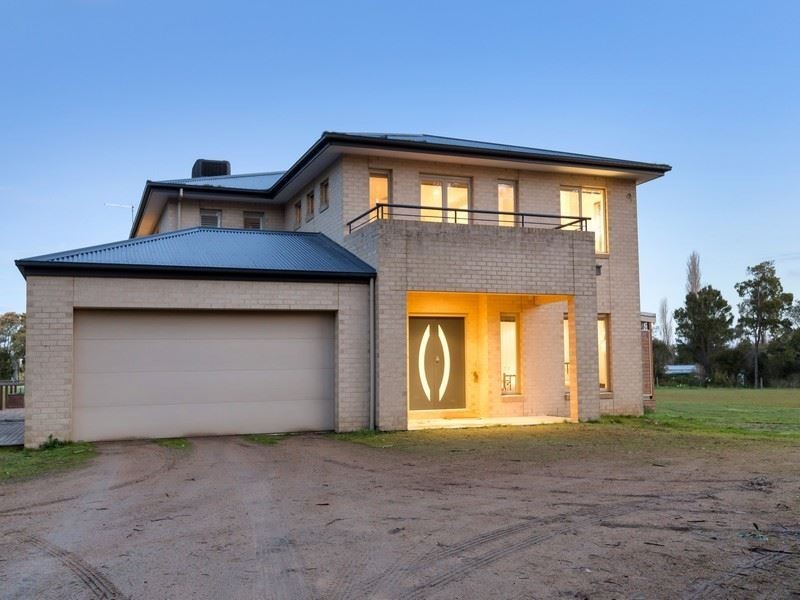 634 Stumpy Gully Road, Tuerong VIC 3915