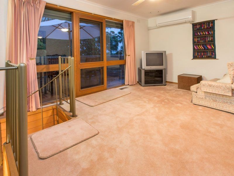 33 Dickinson Grove, Mount Martha VIC 3934