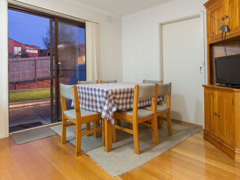 6 Zammit Court, Frankston VIC 3199