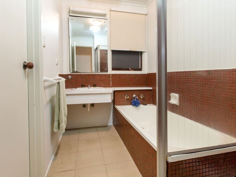 6 Zammit Court, Frankston VIC 3199