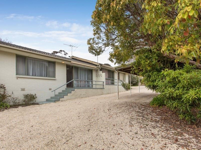 2/19 Bay Road, Mount Martha VIC 3934