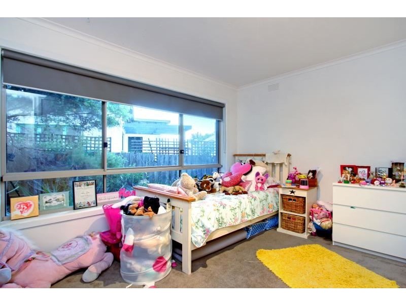 11 Pender Avenue, Mornington VIC 3931