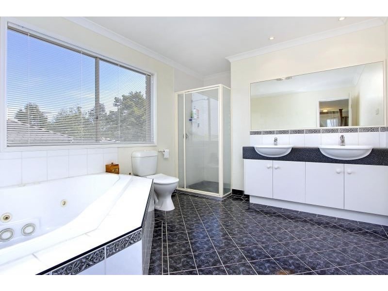 38 Noah Close, Mornington VIC 3931