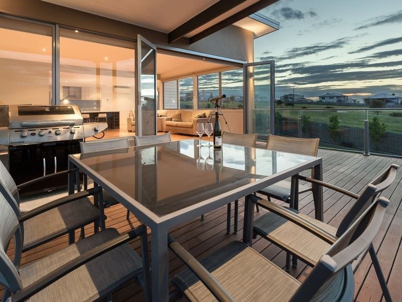 25 Sunhill Road, Mount Martha VIC 3934