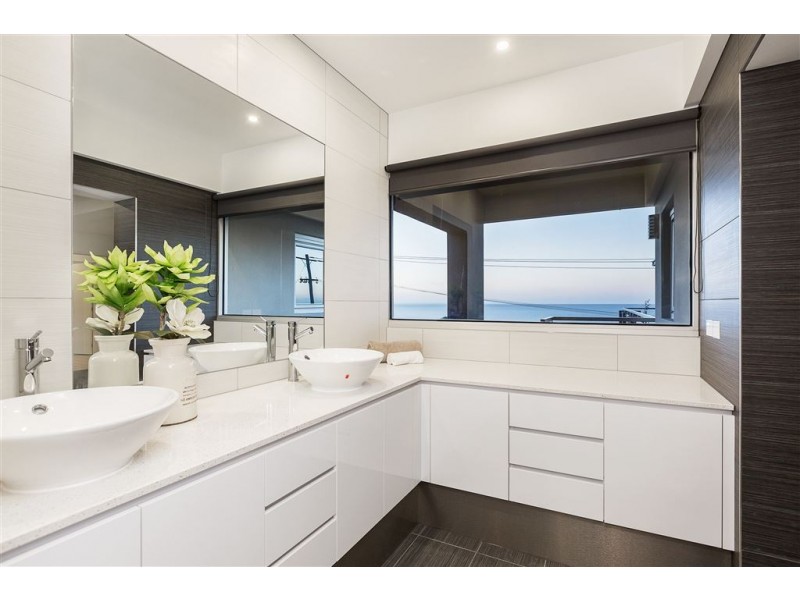 369 Esplanade, Mount Martha VIC 3934