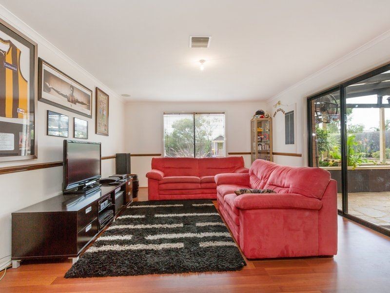 28 Samantha Drive, Mornington VIC 3931