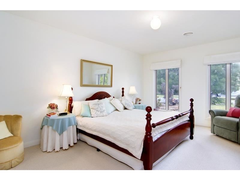 1a Tira Court, Mornington VIC 3931