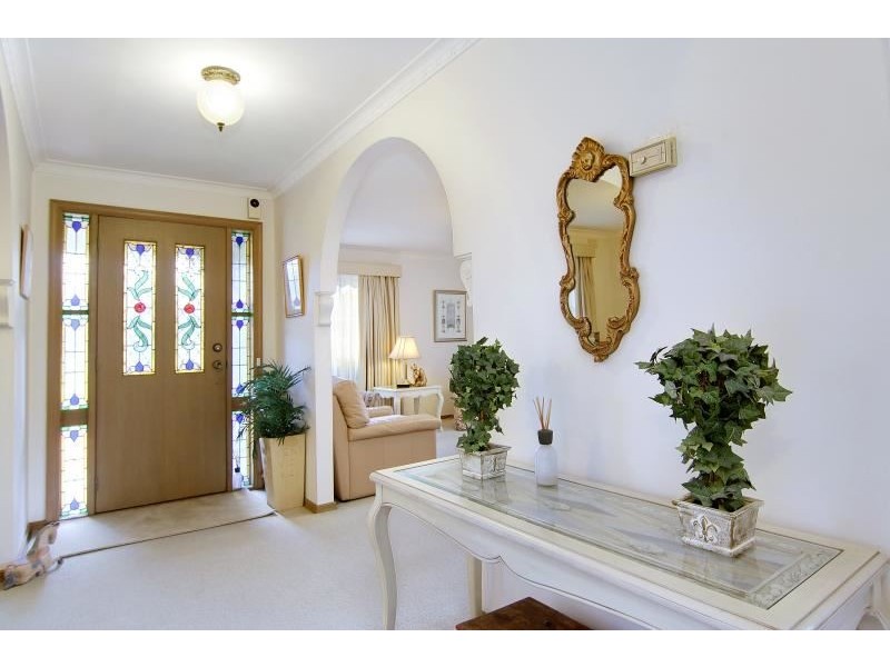 1/44 Beleura Hill Road, Mornington VIC 3931