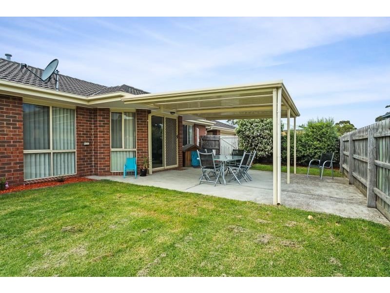 7 Henrietta Place, Mount Martha VIC 3934