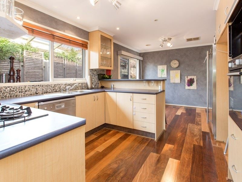 99 Strachans Road, Mornington VIC 3931