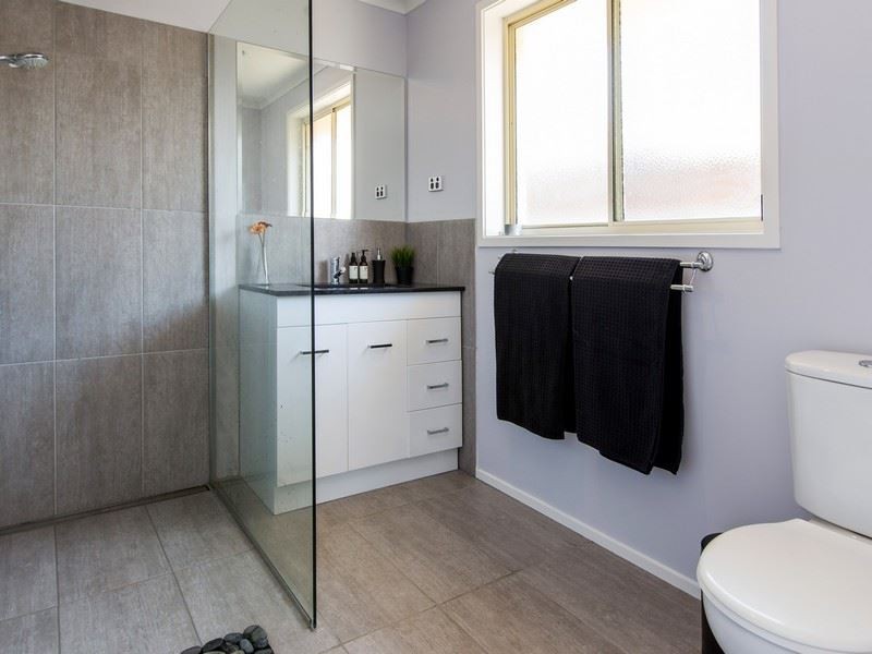 13 Caversham Drive, Mornington VIC 3931