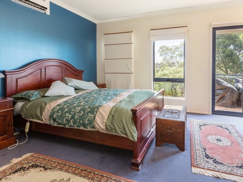 15 Gleneagles Avenue, Mornington VIC 3931