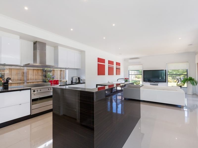 8a Morell Street, Mornington VIC 3931