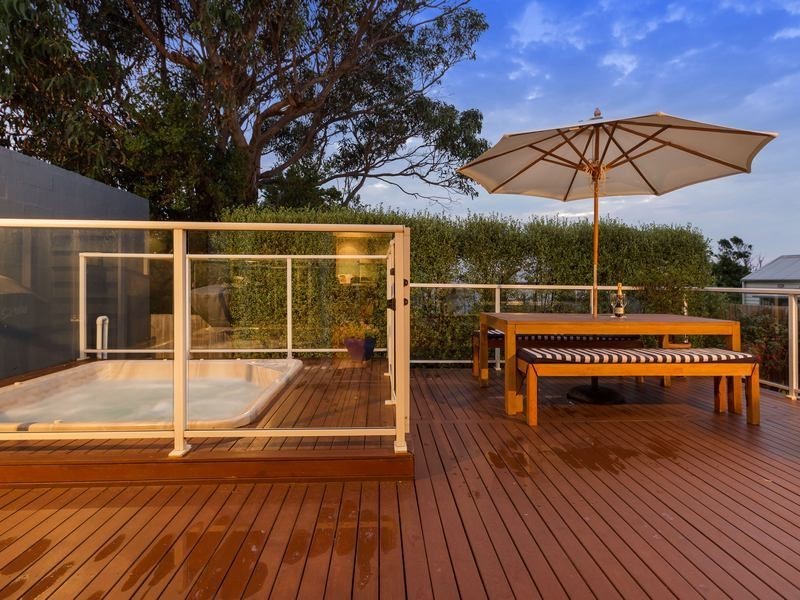 14 Williams Road, Mornington VIC 3931