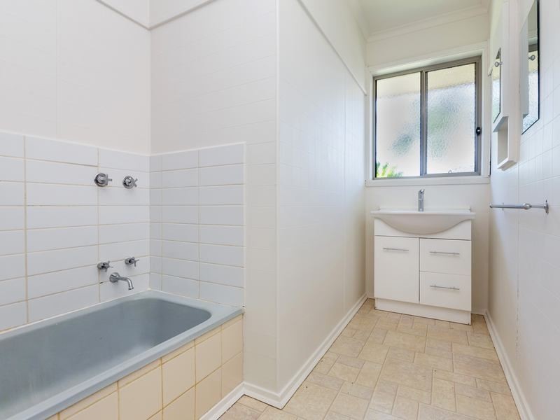 79 Rosemary Crescent, Frankston North VIC 3200