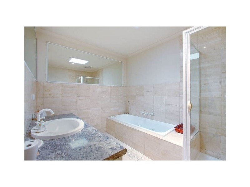 1 Webb Street, Mornington VIC 3931