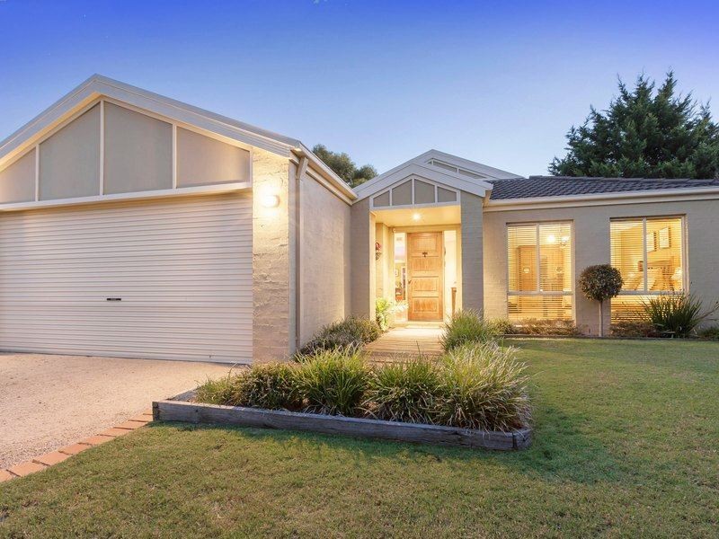 30 Weerona Way, Mornington VIC 3931