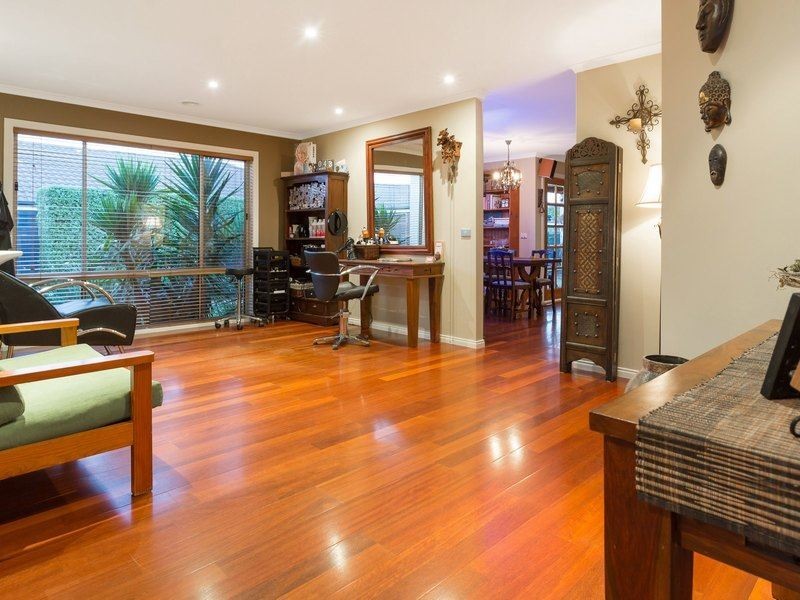 30 Weerona Way, Mornington VIC 3931